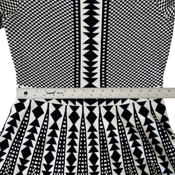 Nina Leonard Black White Geometric Print Fit & Flare Sweater Mini Dress Size M - Picture 12 of 12